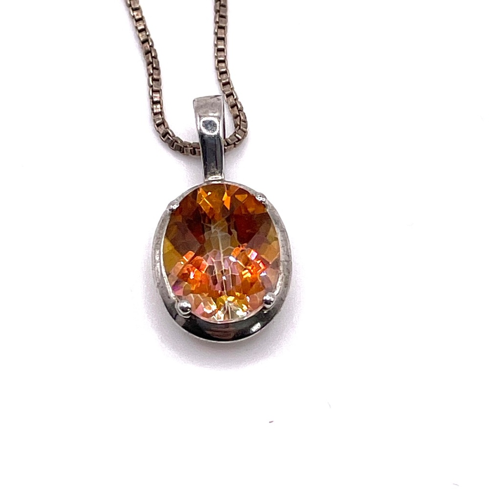 925 Sterling Silver Faceted Amber Color Stone Pendant Necklace